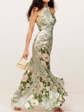 Jardinvue Floral Halter Neck Maxi Dress
